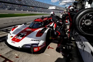 FOTO/IMAGEM: MOTORSPORT.COM / IMSA 